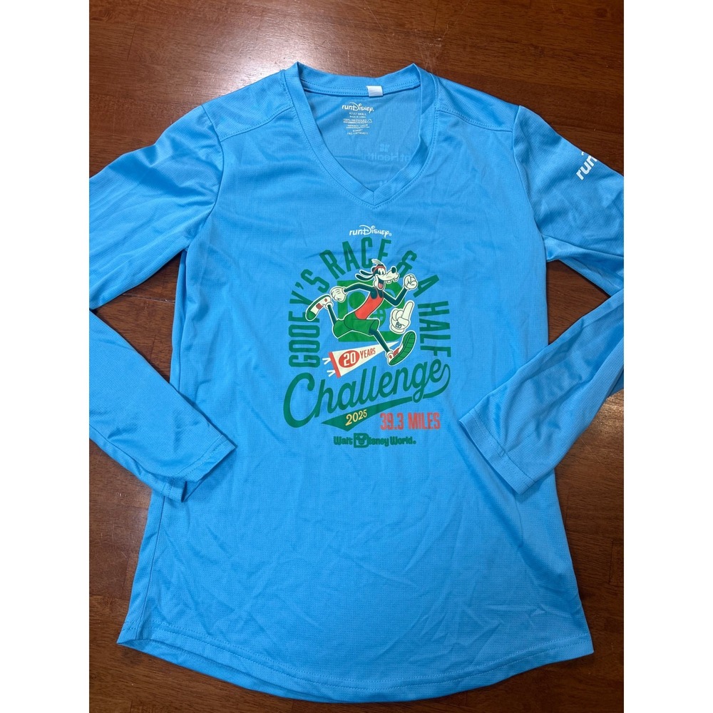 runDisney Goofy Race and a Half Challenge Adult Small Blue Long Sleeve Shirt